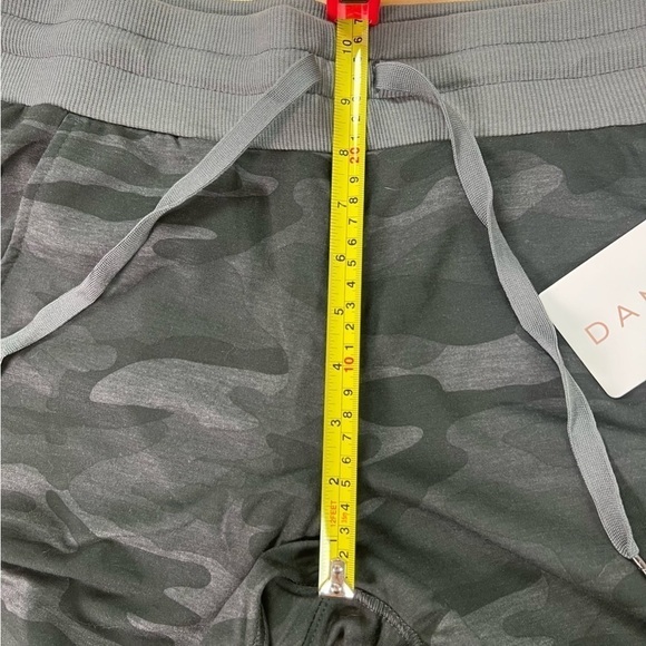 New! Printed Soft Touch Jogger by Danskin - Picture 5 of 9